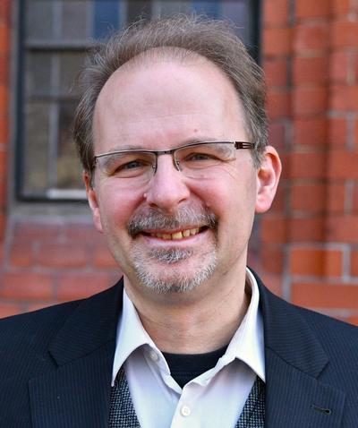 Pastor Stefan Stalling